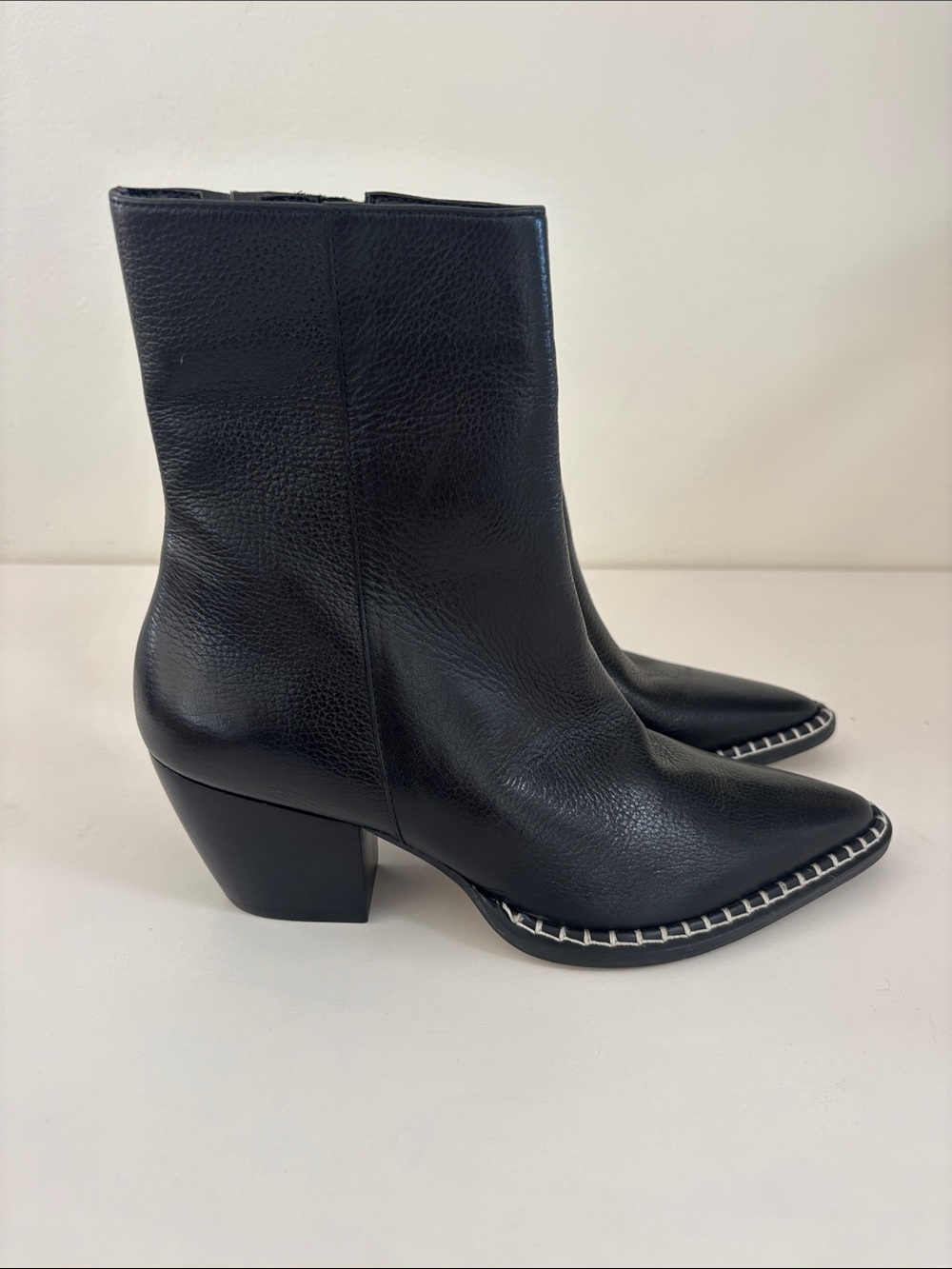 Matisse Caty Boots with Welt Stitch Size 7